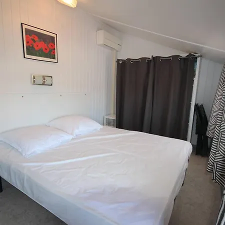 Belle De Climatisee, Confort, Tamaris, Acces Payant Aux Piscines Animation, Wifi, 2 Chambres, 5 Couchages Lrtamb19 * Portiragnes